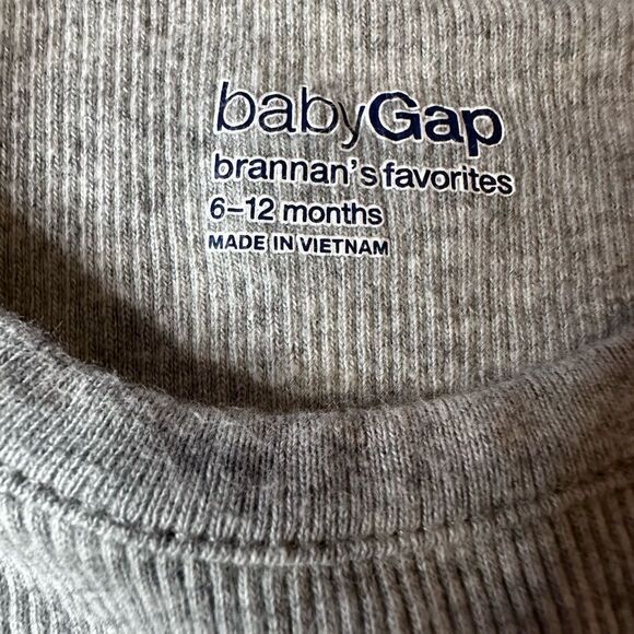 Baby GAP Boy’s Onesies (6-12 Months) - Picture 7 of 7